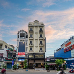 Hưng Phát Hotel Tân Phú